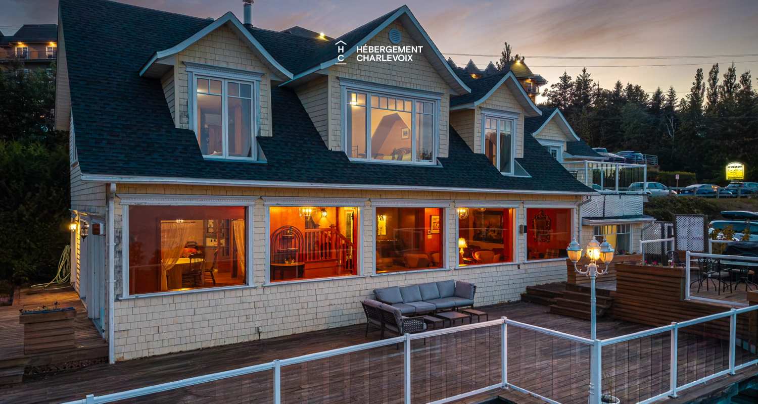 JAU-230 - Historic riverfront home with private hot tub